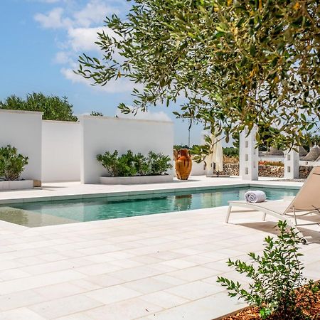 Trulli Di Mezza Villa Cisternino Bagian luar foto