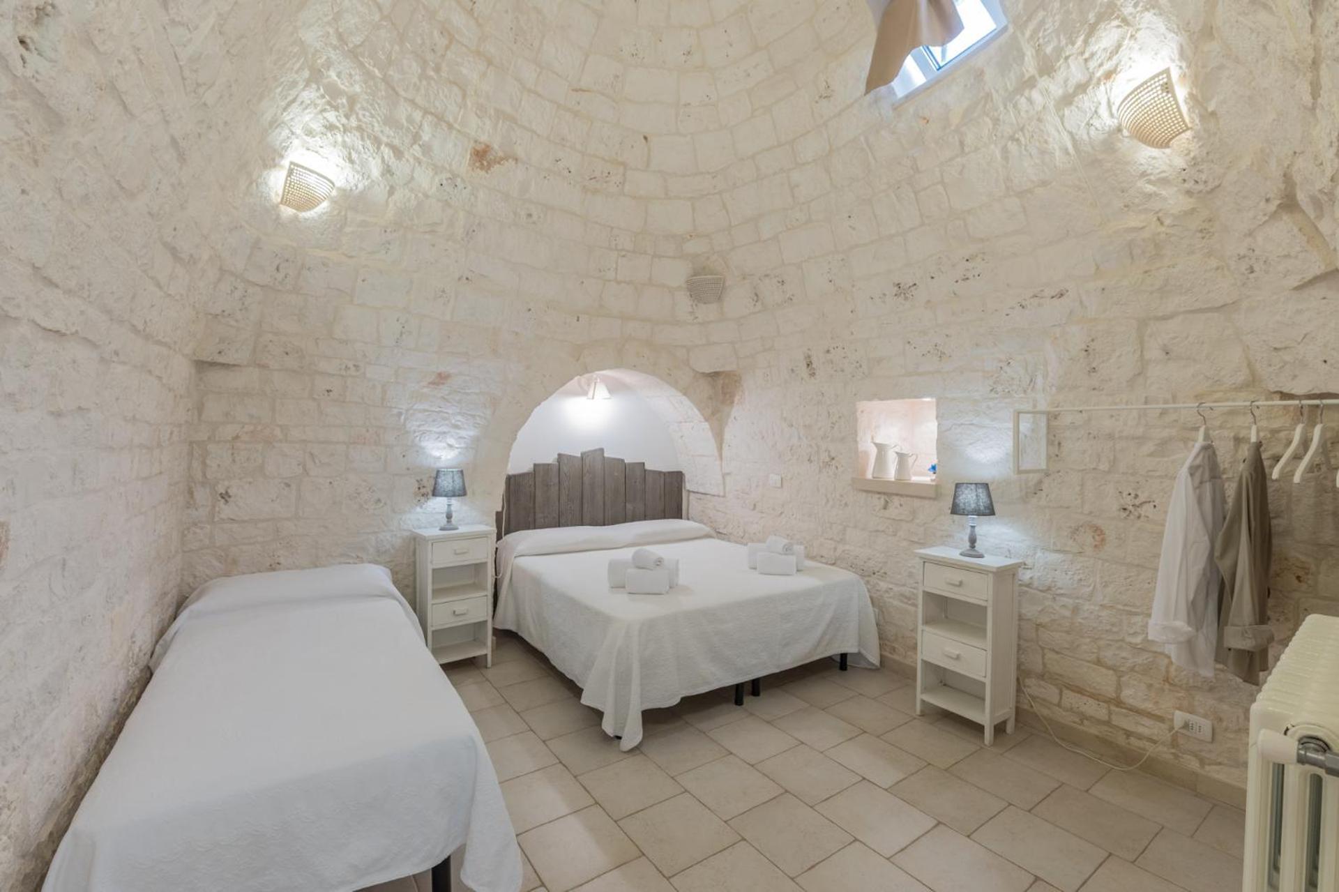 Trulli Di Mezza Villa Cisternino Bagian luar foto
